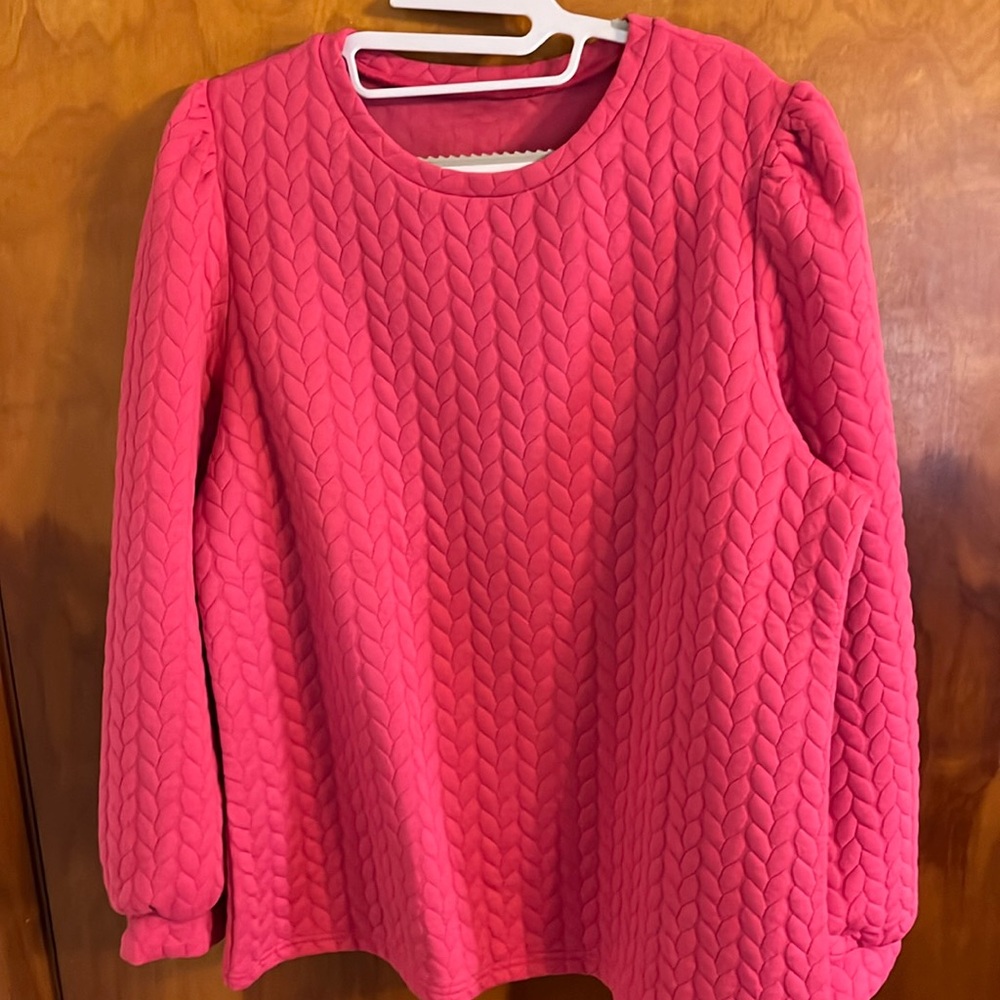 Pink quilted top NWT.